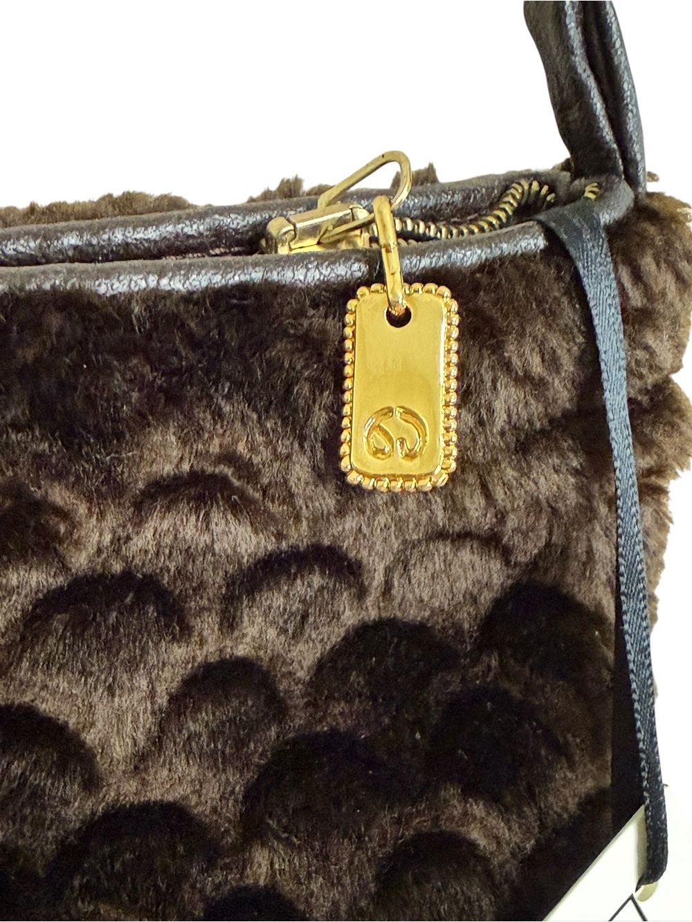 St. John Marie Gray Vintage Faux Fur Muff Hand Warmer Shoulder Bag Brown w/tag - Picture 6 of 10